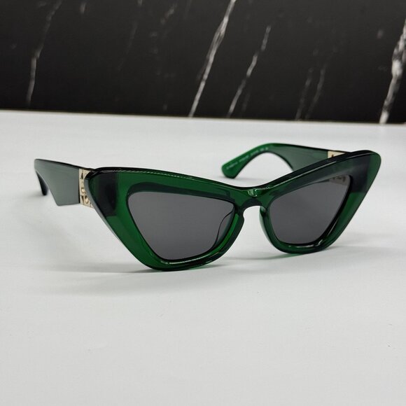 NEW BURBERRY BE4421U 4104/87 CAT EYE WOMEN SUNGLASSES BE4421U 410487 - Picture 4 of 10